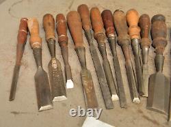 19 Stanley chisels SW 720, 40, 125, 750 collectible woodworking carving tools C1