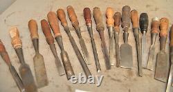 19 Stanley chisels SW 720, 40, 125, 750 collectible woodworking carving tools C1