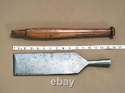 #51 1918 Vtg T. H. Witherby 3 1/2 Timber Framing Carpenter's Slick Wood Chisel