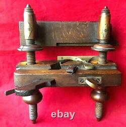 Antique 1800s Varvill & Sons Wooden Screw Stem Plough Plane Woodworking Tool