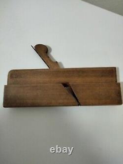 Antique 1800s Wooden Carppenter's Woodworking Moulding Plane tools