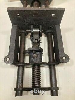 Antique C. A. Herriman #7 under-bench mount woodworker's vise (quick-release)