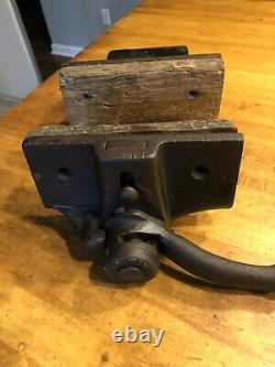 Antique E. H. Sheldon & Co. Woodworkers Vise (Circa 1900)