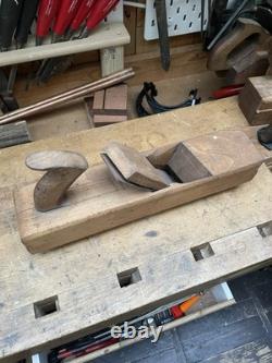 Antique Griffin's 18 Wooden skew sharp Badger Plane Vintage Woodworking Tool