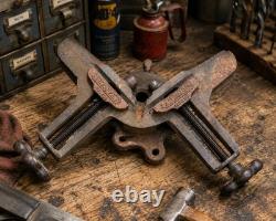 Antique Stanley No 400 Miter Vise Clamp Cast Iron Woodworking Tool Vintage