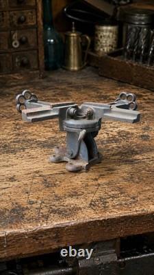 Antique Stanley No 400 Miter Vise Clamp Cast Iron Woodworking Tool Vintage