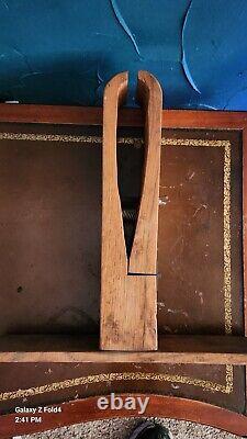 Antique Stitching Pony Horse Clamp Leg Vise Rustic Primitive Woodworking Signed