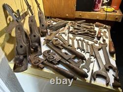 Antique Vintage Carpentry Tools Stanley Bailey smoothing plane Ford Indian USA