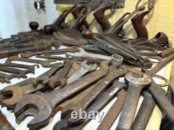 Antique Vintage Carpentry Tools Stanley Bailey smoothing plane Ford Indian USA