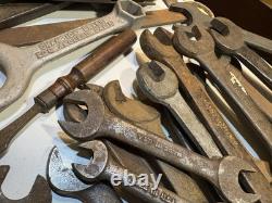 Antique Vintage Carpentry Tools Stanley Bailey smoothing plane Ford Indian USA