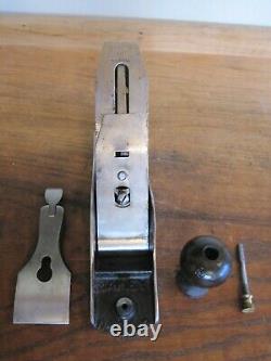 Antique Vintage Stanley No. 3 Type 12 (1919-1924) Smooth Woodworking Plane Tool