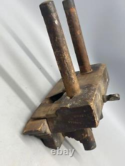 Antique wood working tool plane g mills brass fittings stamped 8x9x4 READ