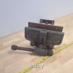 Columbian 9 RD Woodworking Quick Release Bench Vise Opens 12 collectible