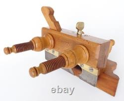 Fine Buck of London Screw Stem Plough, with Full Set of 8 Sorby Irons Fine Buck of London Screw Stem Plough, with Full Set of 8 Sorby Irons