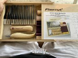 Flexcut wood carving tools set