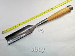 Gouge, CHARLES BUCK Vintage 1-5/8 Wide Woodworkers Gouge, Nice Handle, USA