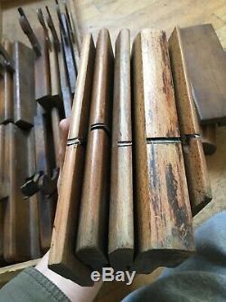 Mixed lot of 27 antique wooden moulding planes woodworking planes old tools