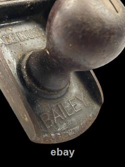 Old Antique Vintage Stanley Bailey No. 5 Wood Working Plane Nice Condition