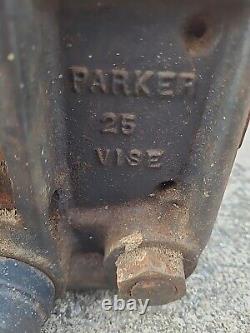 Parker #25 Woodworking Vise Tool Bench Vise Wood Shop Chas Parker Co Large