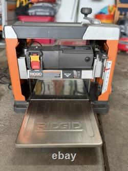 RIDGID Benchtop Thickness Planer 110V Corded Electric Orange Woodworking Tool