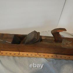 Rare Antique Wooden Jointer Hand Plane 28 in. Woodworking Carpentry