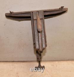 Rare Disston 3D saw vise collectible woodworking sharpening vintage bench tool