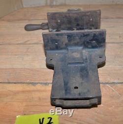 Rare antique quick release under bench vise woodworking tool collectible V2