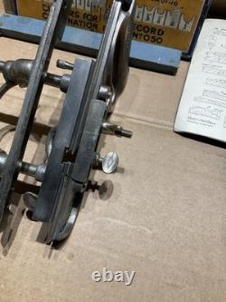Record 050 combination plane