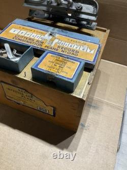 Record 050 combination plane