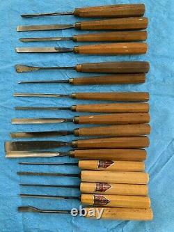 Set of 17 Dastra Wood Carving Tools