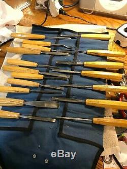 Set of 18 Swiss Made Carving Tools. Pfeil With pouch