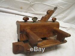 Union Factory H. Chapin Wooden Wedge Arm Plow Plane Wood Working Tool