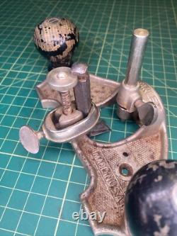 VINTAGE STANLEY NO. 71 USA WOODWORKING ROUTER PLANE with Cutter