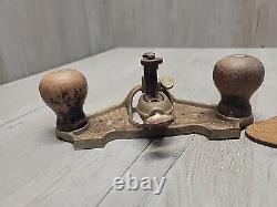 VINTAGE STANLEY NO. 71 WOODWORKING OPEN THROAT ROUTER PLANE (Missing Peices)