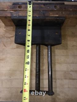 VTG COLUMBIAN 3-C CLEVELAND Under Bench Woodworking Wood Vise Clamp Tool Cast