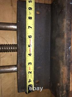 VTG COLUMBIAN 3-C CLEVELAND Under Bench Woodworking Wood Vise Clamp Tool Cast