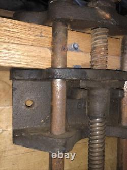 VTG COLUMBIAN 3-C CLEVELAND Under Bench Woodworking Wood Vise Clamp Tool Cast