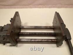 Vintage Columbian 7-RD under-bench woodworker's vise (Made in USA)