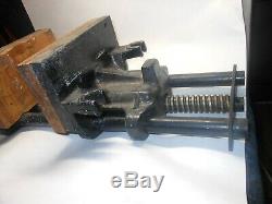 Vintage Columbian Under Bench Vise 7-RD Heavy Duty Woodworking