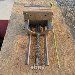 Vintage Richards Wilcox 10 Quick Release Wood Vise Woodworking Cast iron Vice