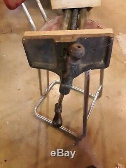 Vintage Sheldon Carpenter's Wood Working Bench Clamp Vise late 1800's 9 inch
