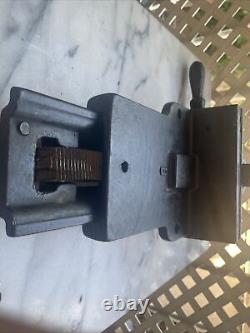 Vintage Sheldon Lever Lock Vise Cast Iron Woodworking Under Bench Vice Clamp