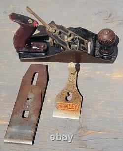 Vintage Stanley Bailey No 4 1/2 C Wood Plane Tool