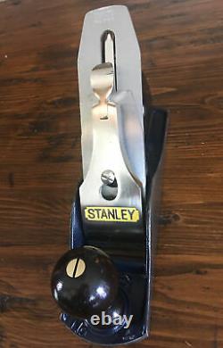 Vintage Stanley Bailey No. 4 Bench Plane USA woodworking hand tool