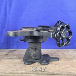 Vintage Stanley No. 400 Cast Iron Mitre Vice, Tilts, Rotates Picture Framing