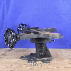 Vintage Stanley No. 400 Cast Iron Mitre Vice, Tilts, Rotates Picture Framing