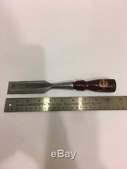 Vintage Stanley No. 750 Woodworking Bevel edge Socket Chisel 1-1/4'' With Decal