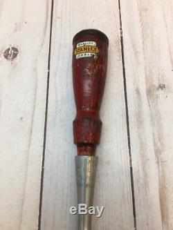 Vintage Stanley No. 750 Woodworking Bevel edge Socket Chisel 1/2'' With Decal USA