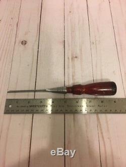 Vintage Stanley No. 750 Woodworking Bevel edge Socket Chisel 1/8'' Wide USA