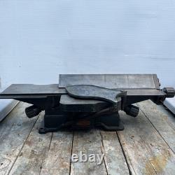 Vintage Walker Turner 4 Jointer Woodworking Bench Tool Driver Line Notched Deck